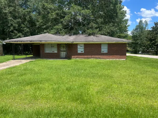 2 Magnolia St., Hattiesburg, MS 39402