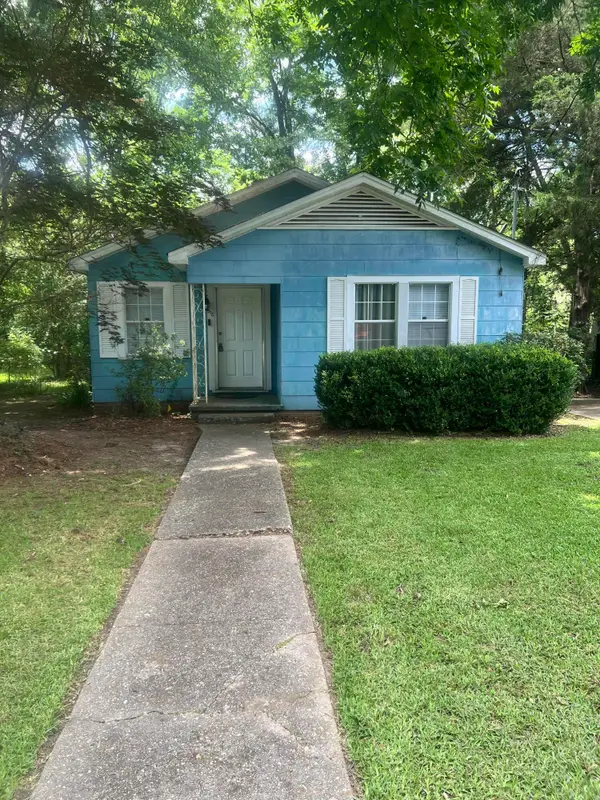 913 Branton Ave., Columbia, MS 39429