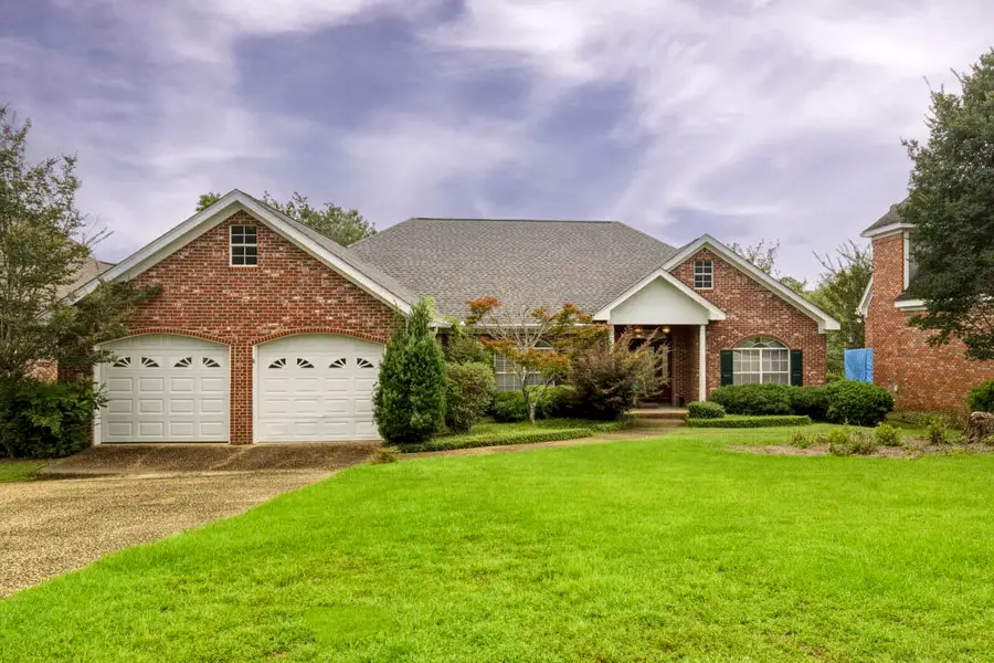 90 W Shore Dr., Hattiesburg, MS 39402 - #2