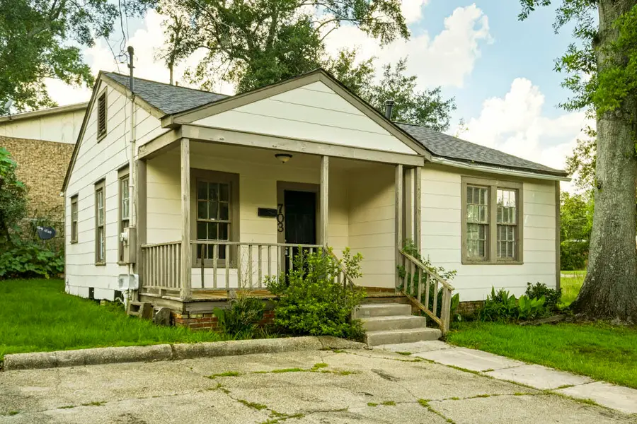 703 W Railroad St., Hattiesburg, MS 39401 - #3