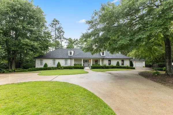 109 Bedford Rd., Hattiesburg, MS 39402