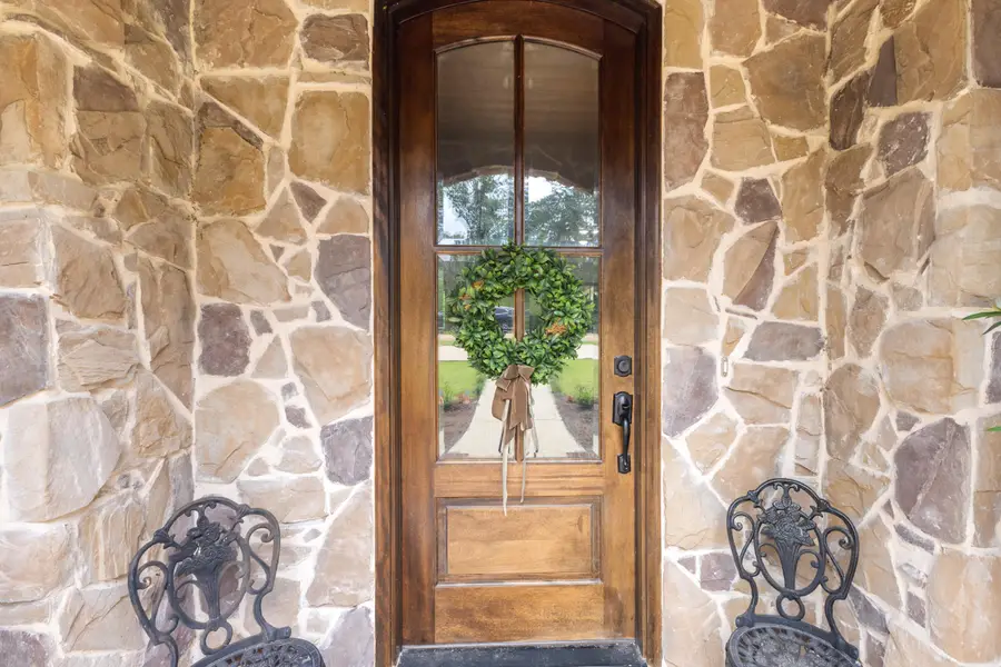 14 Spring Lake Dr., Sumrall, MS 39482 - #3
