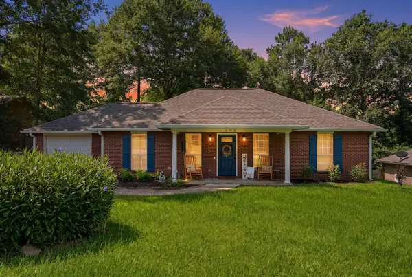 102 Howard Dr., Hattiesburg, MS 39402