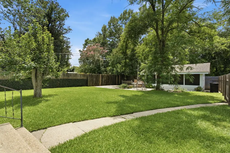 116 N 21st Ave., Hattiesburg, MS 39401 - #3