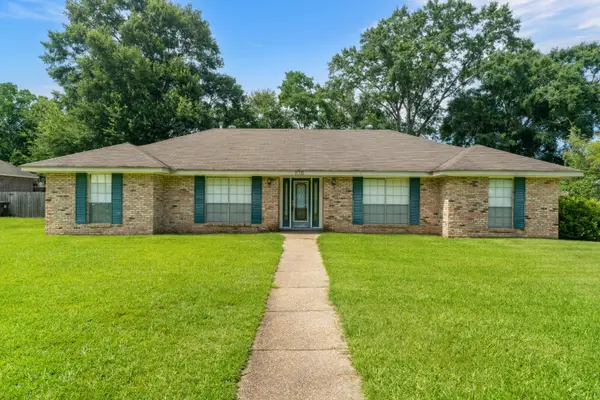 2311 Sunset Dr., Hattiesburg, MS 39402