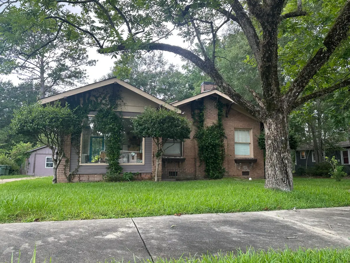 115 S 12th Ave., Hattiesburg, MS 39401 - #1