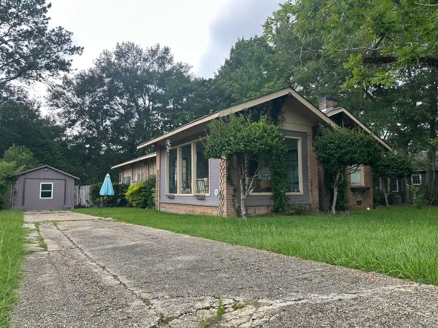 115 S 12th Ave., Hattiesburg, MS 39401 - #2