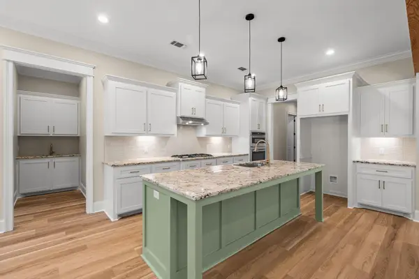48 Buckskin Dr., Hattiesburg, MS 39402