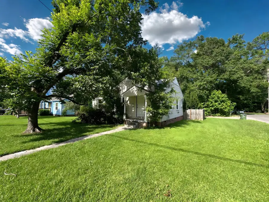 401 Dixie Ave., Hattiesburg, MS 39401 - #2