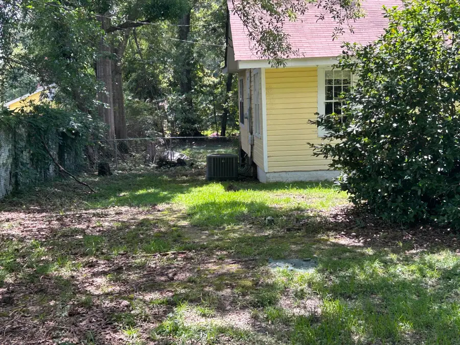 322 S 20th Ave., Hattiesburg, MS 39401 - #2