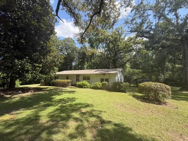 530 Maxey, Laurel, MS 39443