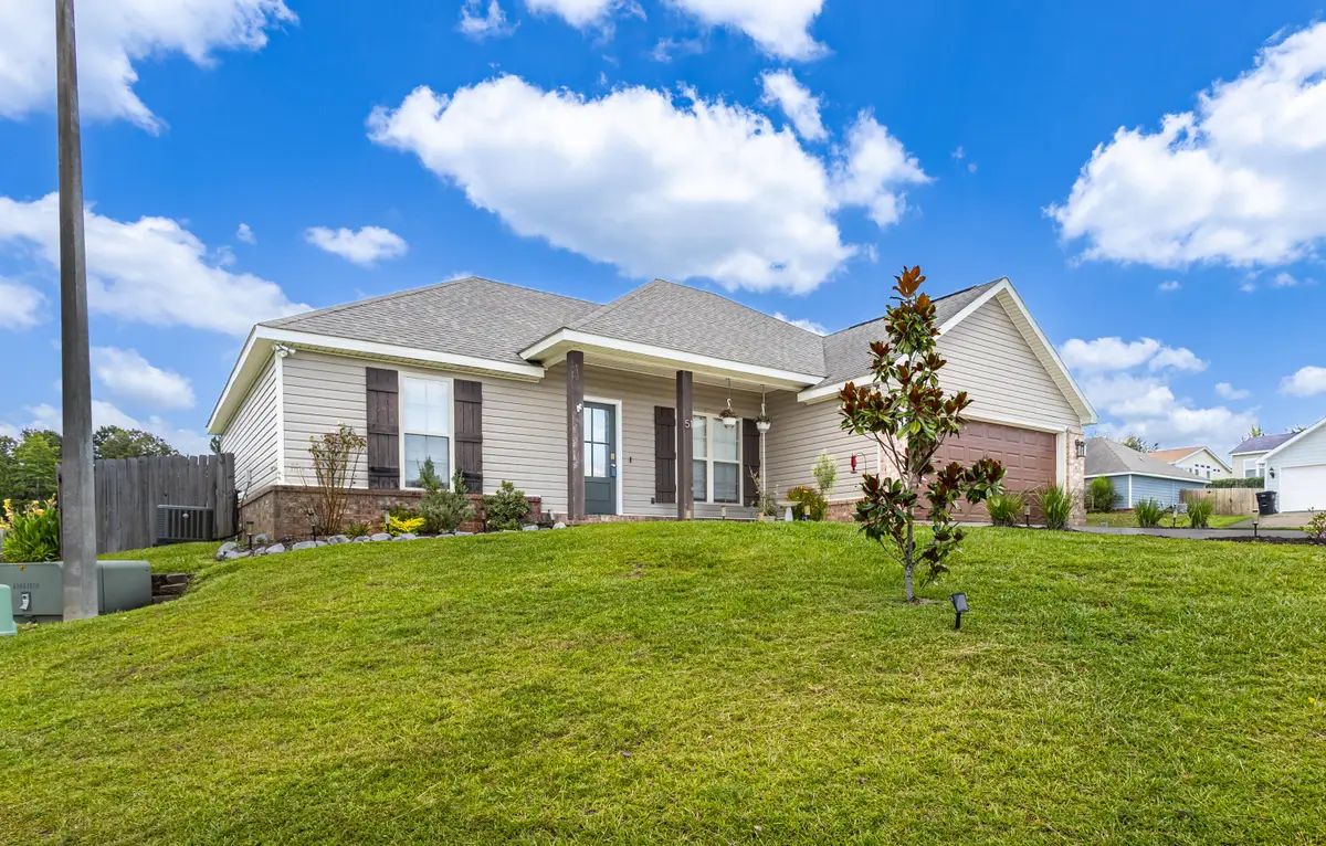 51 Cosmos, Hattiesburg, MS 39402 - #1