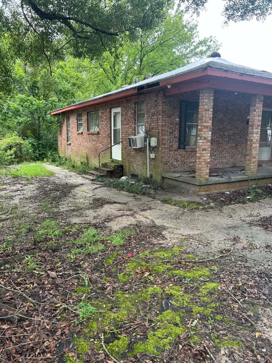 1107 Drive Martin Luther King Ave., Laurel, MS 39440 - #2