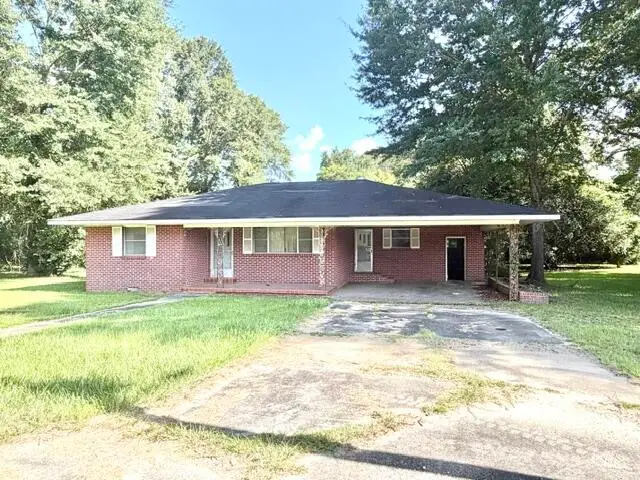 13 E Marion St., Foxworth, MS 39483 - #1