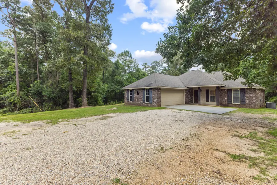 57 Napier Rd., Seminary, MS 39479 - #3