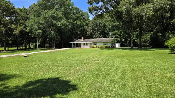 37 Madden Rd., Hattiesburg, MS 39402