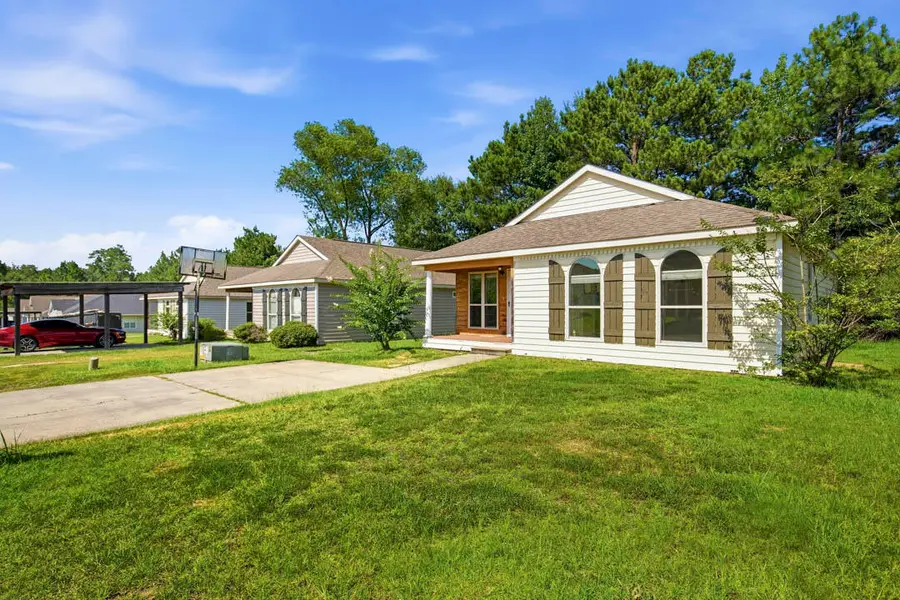 194 Hawthorne Dr., Hattiesburg, MS 39402 - #3