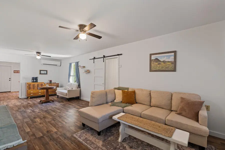 2228 N 1st Ave., Laurel, MS 39440 - #2