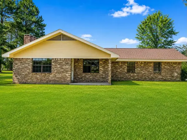 427 County Road 10, Stringer, MS 39481