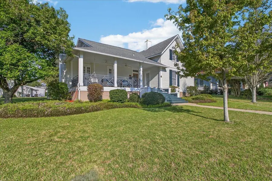 714 N 6th Ave., Laurel, MS 39440 - #3