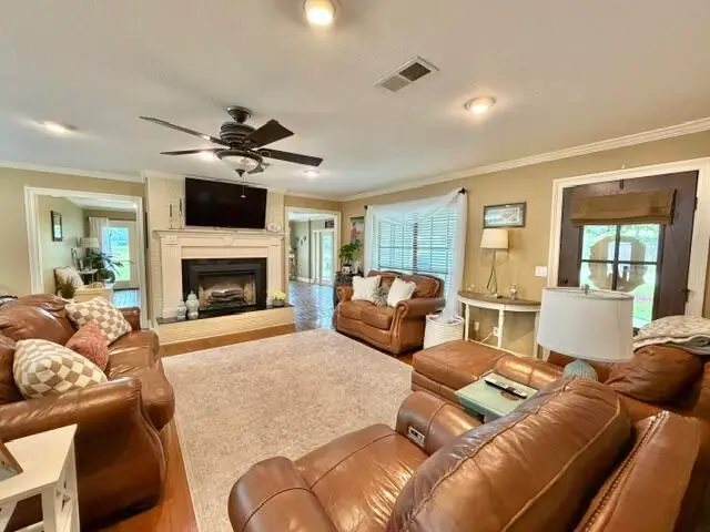 10 Airport Rd., Columbia, MS 39429 - #2