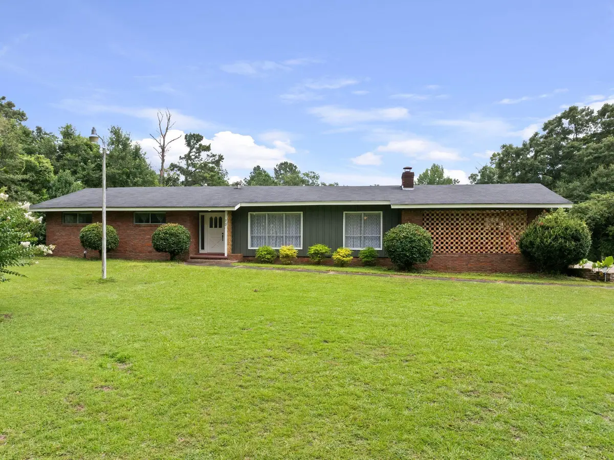 73 River Rd., Hattiesburg, MS 39401 - #1