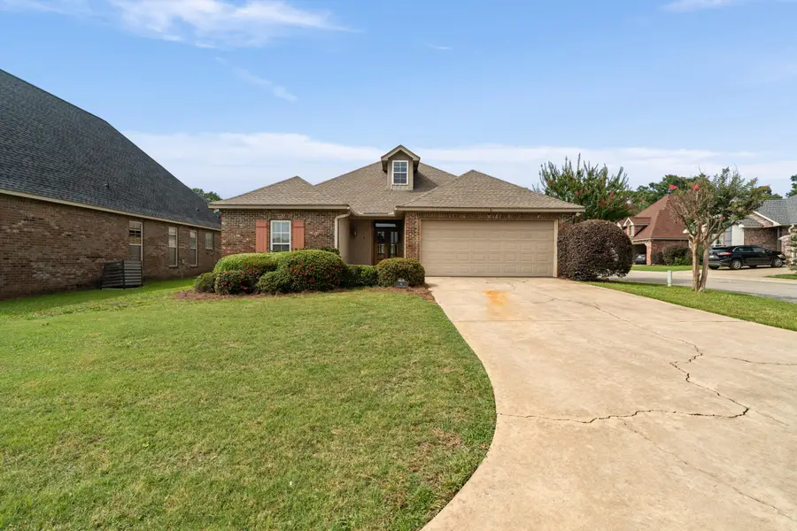 6 Beauregard Dr., Hattiesburg, MS 39402 - #3