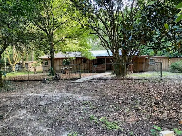 862 Epley, Hattiesburg, MS 39402 - #1
