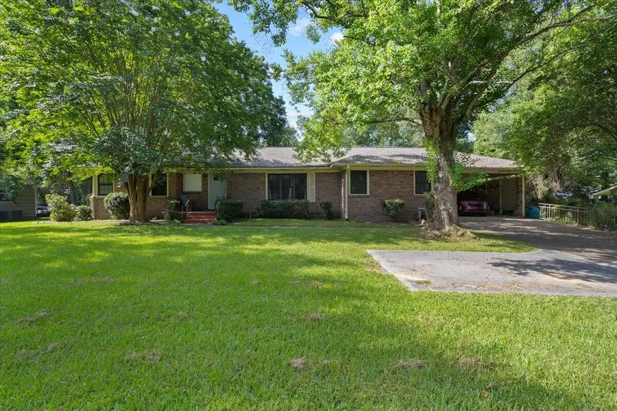 2002 Adeline St., Hattiesburg, MS 39401 - #2
