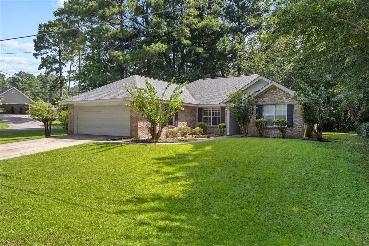 334 Pine Ln., Hattiesburg, MS 39402 - #1