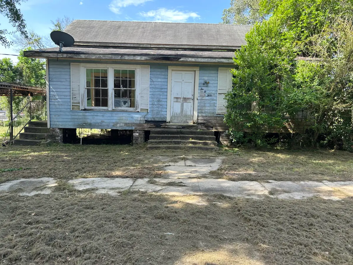 203 W 10th Ave., Lumberton, MS 39455 - #1