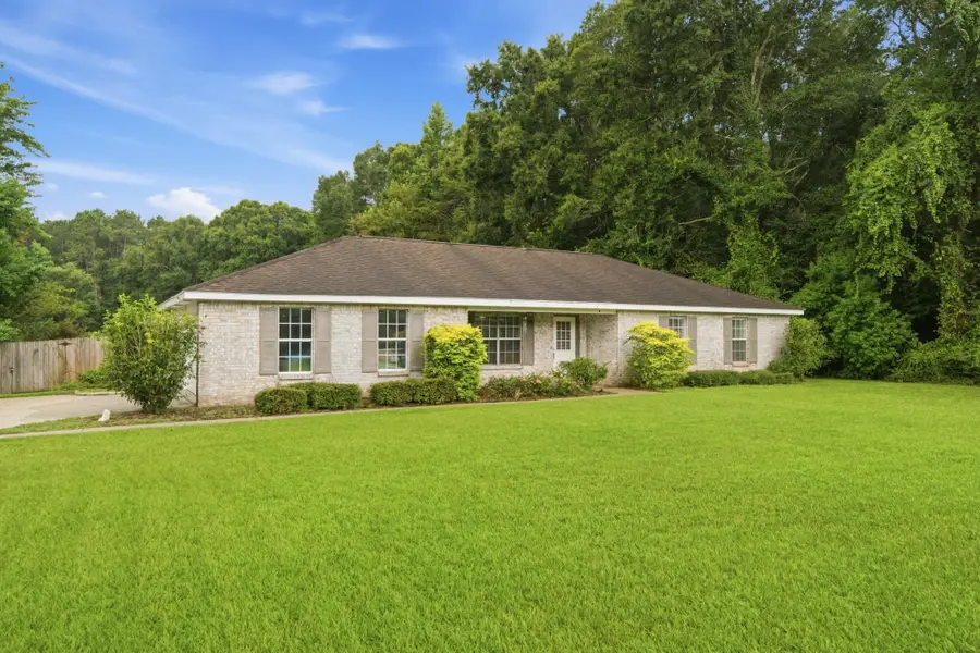 32 Corinth Rd., Petal, MS 39465 - #2