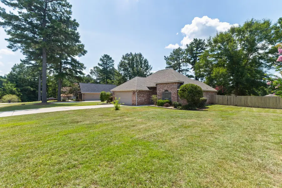 10 Apalachee, Hattiesburg, MS 39402 - #3