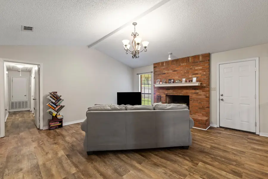 117 Deer Run, Hattiesburg, MS 39402 - #3