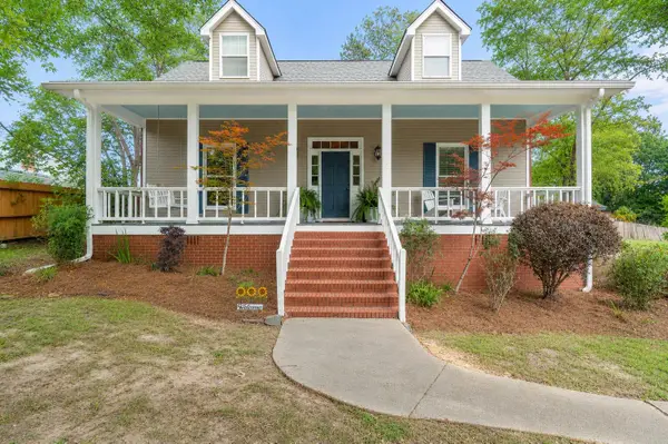207 Kensington Dr., Hattiesburg, MS 39402