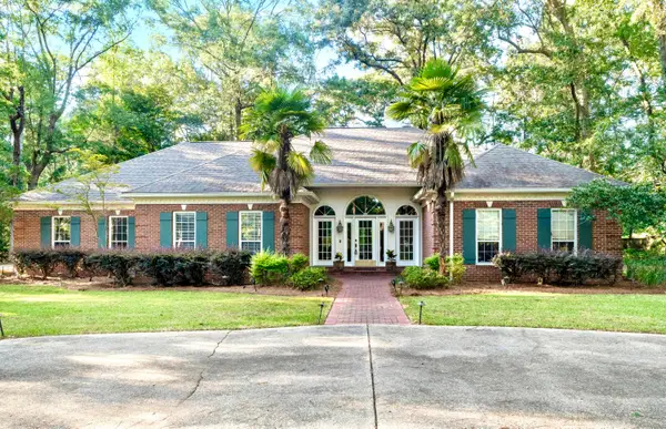 4 Spears Dr., Hattiesburg, MS 39402