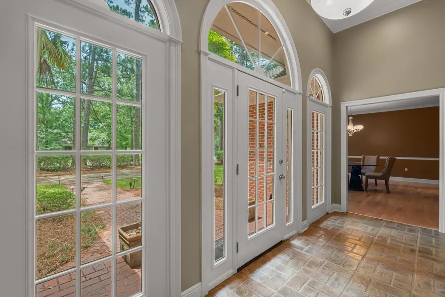 4 Spears Dr., Hattiesburg, MS 39402 - #3