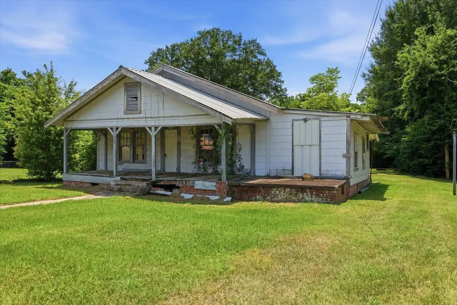 106 W Bell Ave., Mendenhall, MS 39114 - #2