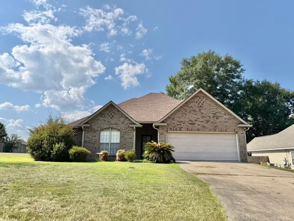 3 Chapel Ct., Hattiesburg, MS 39402