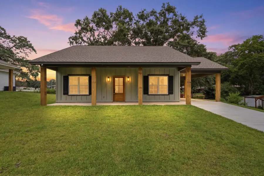 99 Richburg Ave., Purvis, MS 39475 - #2