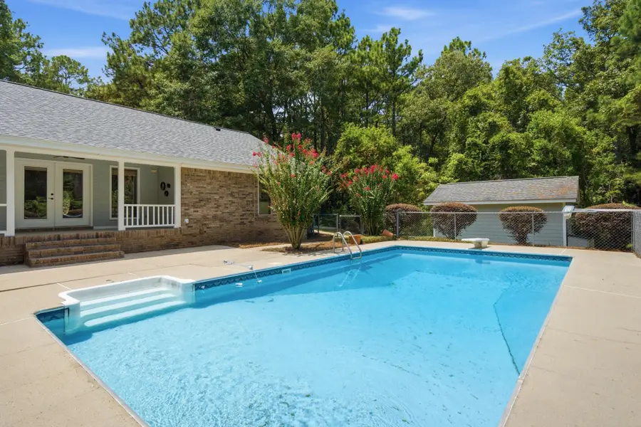 1046 Parker Rd., Hattiesburg, MS 39402 - #3