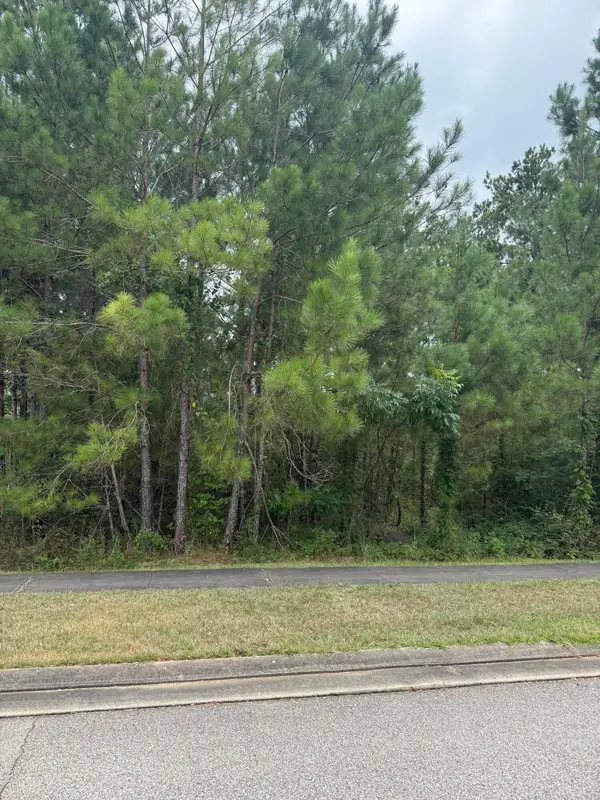 42 S Of Fields, Hattiesburg, MS 39402