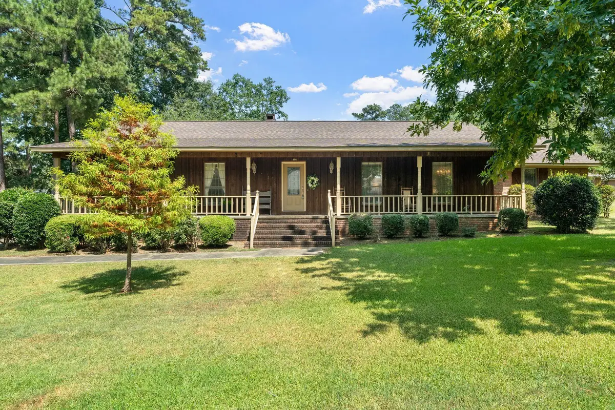 108 Pinecrest St., Collins, MS 39428 - #1