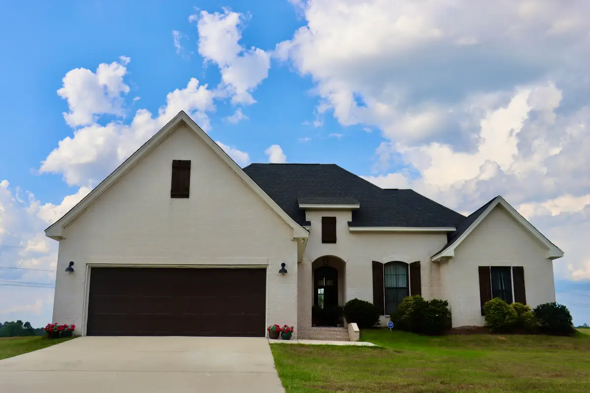 402 Military Rd, Sumrall, MS 39482 - #1