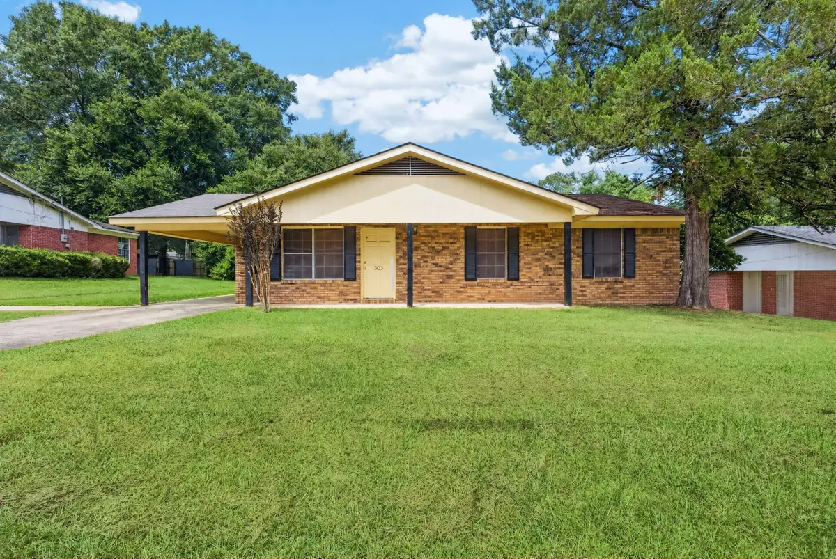 303 Mittie St., Collins, MS 39428 - #1
