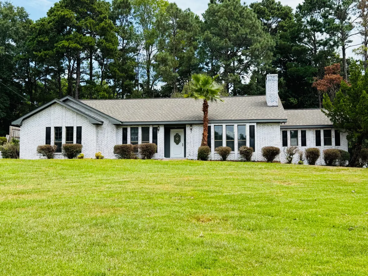 112 Greenwood Dr., Hattiesburg, MS 39402 - #1