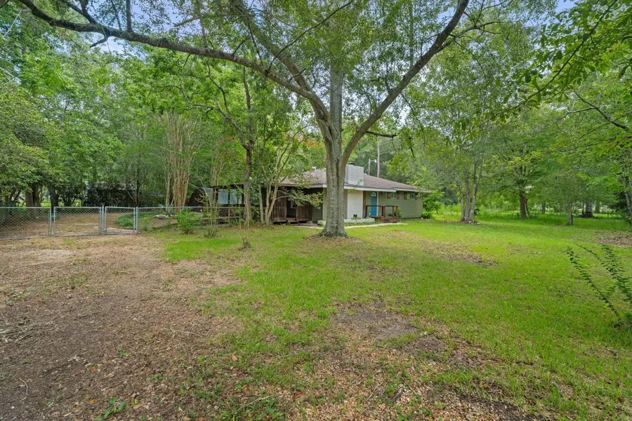 3617 Druey Ave., Moss Point, MS 39562 - #2