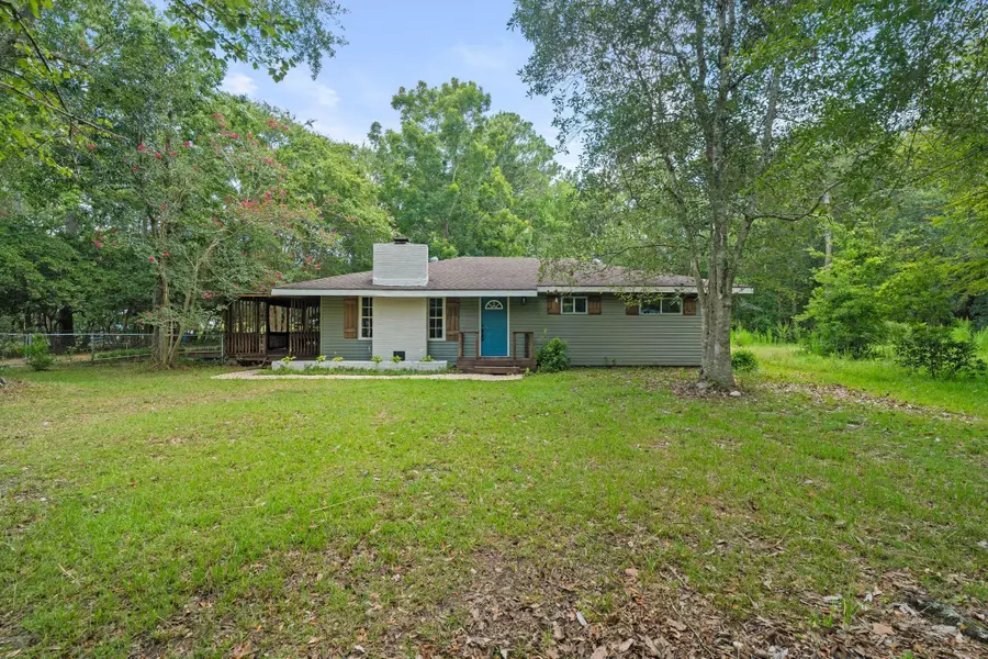 3617 Druey Ave., Moss Point, MS 39562 - #3
