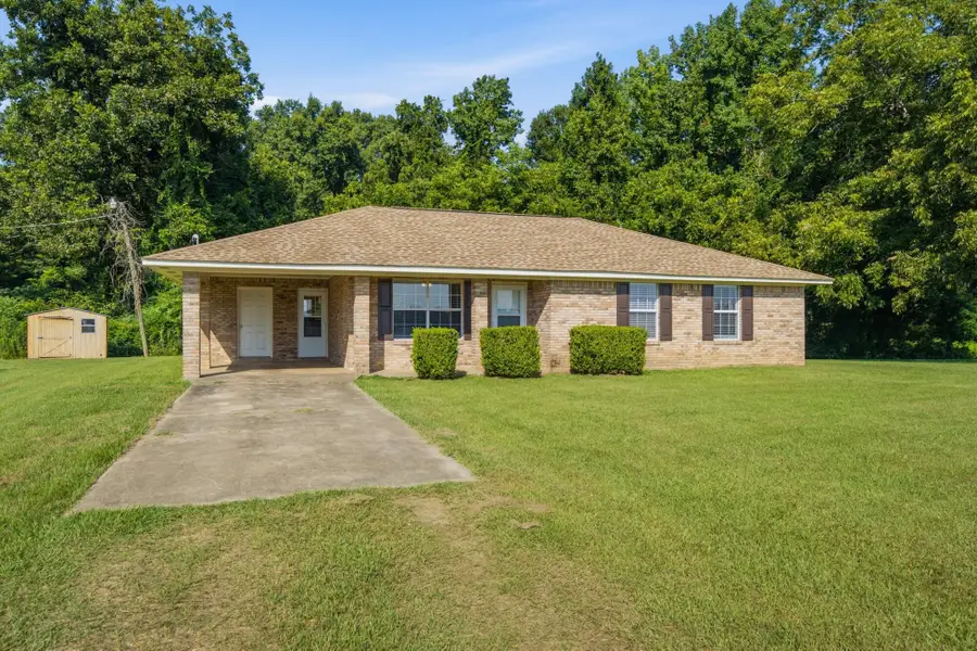 7 Price Ln., Collins, MS 39428 - #3