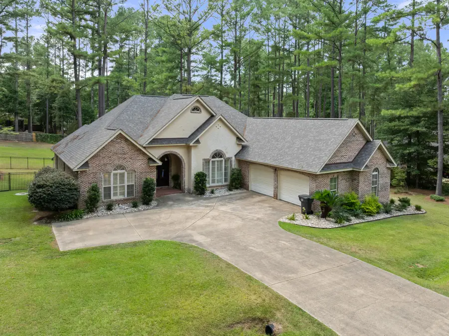 162 Cambrooke, Hattiesburg, MS 39402 - #2